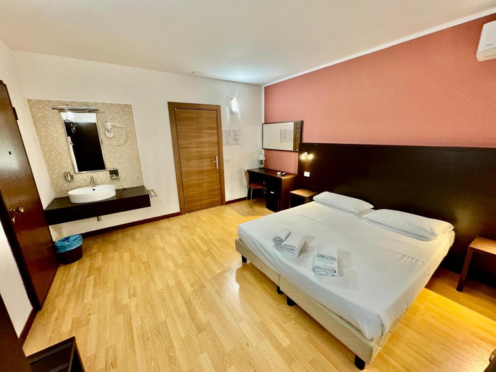 Guidi Hotel 2*